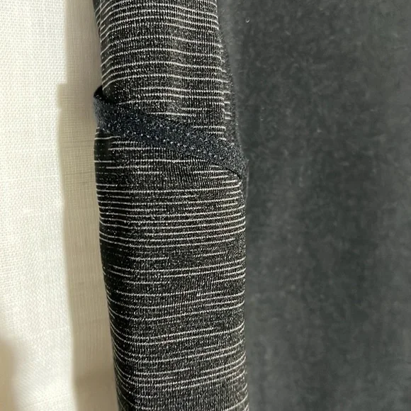 Nike workout pants - Picture 3 of 6